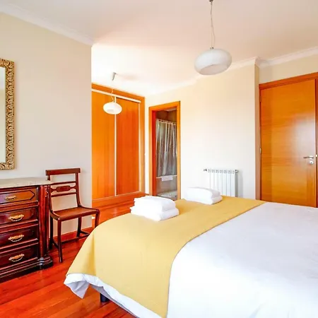 Luzya - House With Views & Balcony Tatil Evi