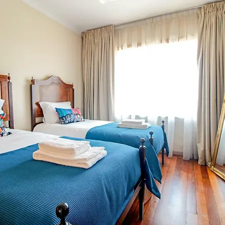 Luzya - House With Views & Balcony Tatil Evi