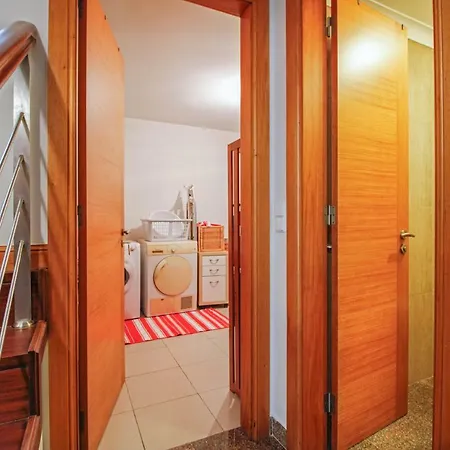 Luzya - House With Views & Balcony Tatil Evi