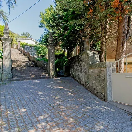 Luzya - House With Views & Balcony Tatil Evi