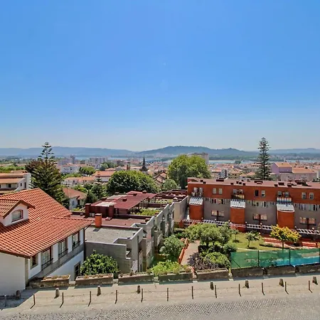 Luzya - House With Views & Balcony Tatil Evi