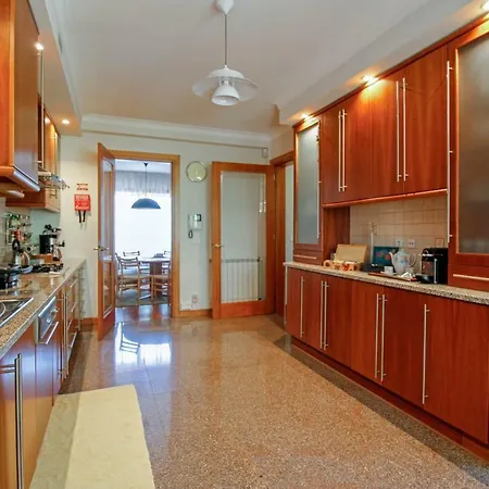 Luzya - House With Views & Balcony * Viana do Castelo