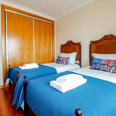 Luzya - House With Views & Balcony Tatil Evi
